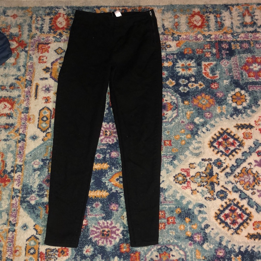 Black pants!